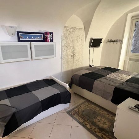 Villa Ca' Du Mangiabaggi Vallecrosia Esterno foto
