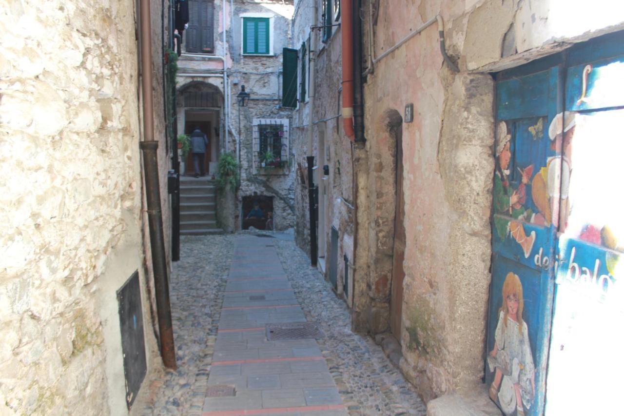 Villa Ca' Du Mangiabaggi Vallecrosia Esterno foto